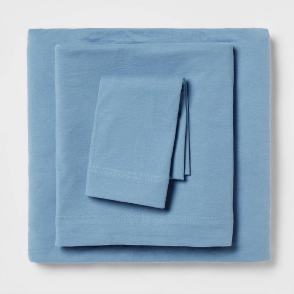 NWT room essential twin xl jersey sheet set 3 piece blue